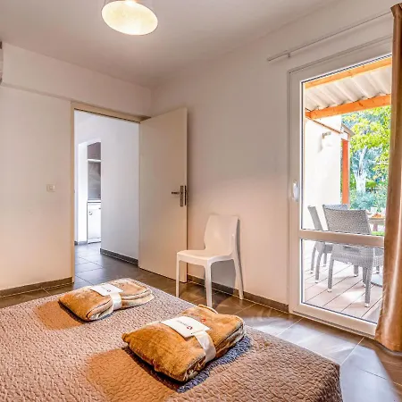 Marina Di Favone-4 By Interhome